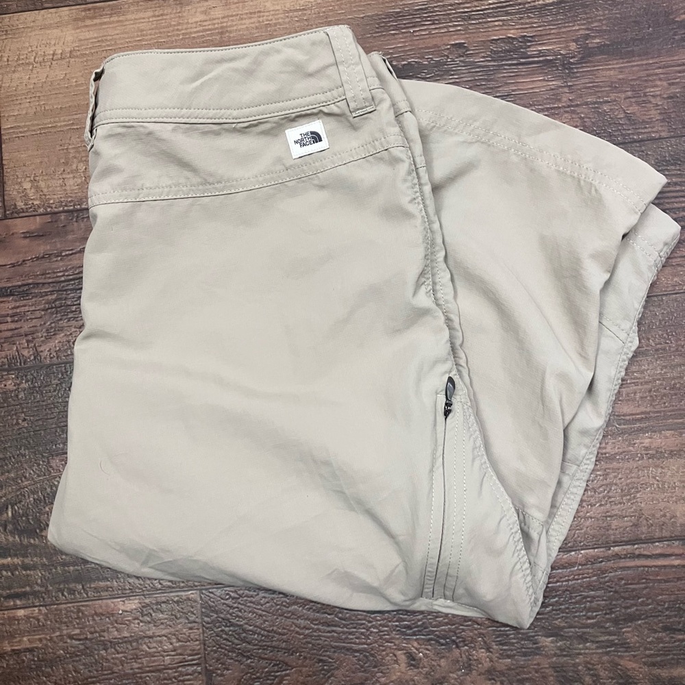 The North Face Woman’s Tan Capris. - Picture 1 of 4